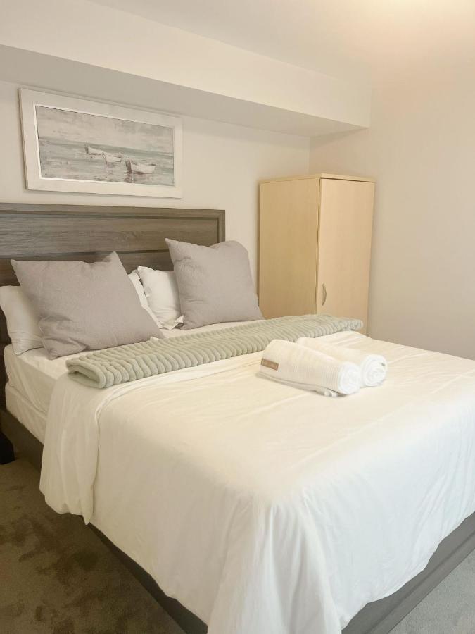 Clementina Suite Ottawa Exteriör bild